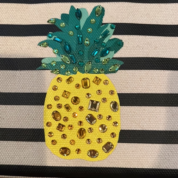 Kate Spade By the Pool Wristlet - Picture 3 of 6